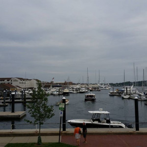 The view from @SkiffBar is gorgeous. #KHMom #NewportMarriott