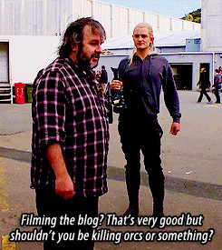 Oh snap! #Orlando Bloom bein’ sassy with Peter Jackson
