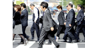 japanese business dress code japanese business professionals are often ...