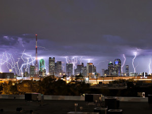 Insane Photo Of Lightning Over Dallas