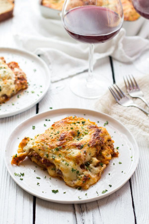 Extra Cheesy Classic Homemade Lasagna | halfbakedharvest.com: Lasagna ...