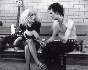 Sid and Nancy backstage at a 1977 Sex Pistols gig at Brunel University ...