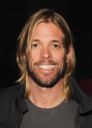 ... photo taylor hawkins taylor hawkins of the foo fighters attends the