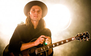 James Bay // Hits Daily Double: James Bay Breaks: Our Choice for ...