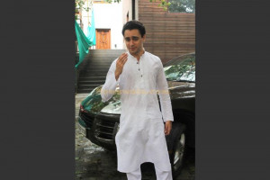 Actor Imran Khan Poses On Occasion Of Eid Ul Fitr Celebration At His