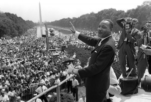 Luther King, Jr. (C) waves to supporters from the steps of the Lincoln ...