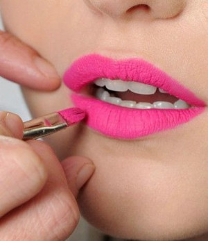 hot pink matte lipstick