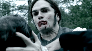 Aidan, a new vampire, massacres several humans for drowning Suzanna.