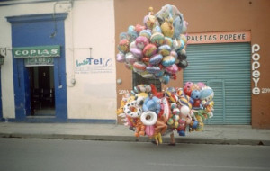 Francis Alÿs. Ambulantes, 1992 Francis Alÿs © Francis Alÿs