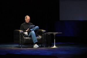 Steve Jobs denies OS X App Store, confirms Best Buy iPad 3G