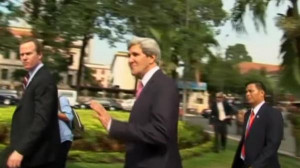John Kerry visits cathedral in Vietnam | Watch the video - Yahoo ...