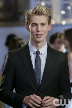 The Carrie Diaries — “Caught” — Pictured: Austin Butler as ...