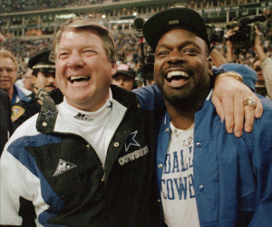 Dallas Cowboys coach Jimmy Johnson, left, and running back Emmitt ...