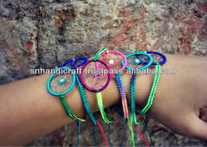 Arco-íris neon dream catcher macrame pulseira