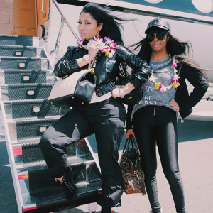 Nicki Minaj, Meek Mill and friends hitched a ride on a private jet to ...