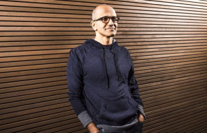 Satya Nadella è il nuovo AD di Microsoft, Gates la sua spalla