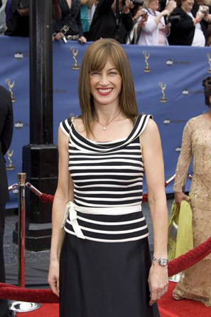 Amanda Pays Pictures Photos - ...