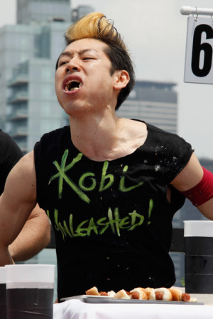Takeru+Kobayashi+Takeru+Kobayashi+Challenges+xTnweVDo5afl.jpg