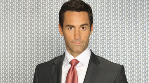 Jay Harrington as Ted Crisp