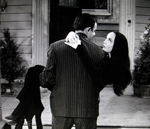 black-and-white-couple-gomez-addams-love-morticia-addams-111011.jpg