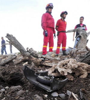Mexican-American singer Jenni Rivera dies at 43 in plane crash