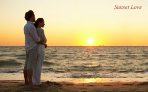 Couple On A Sunset Beach 2560×1600 Wallpaper