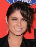 Leah LaBelle » Relationships