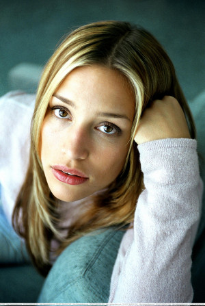 Piper Perabo High Quality
