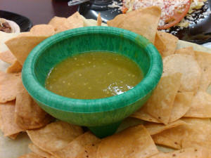 Green salsa and warm chips