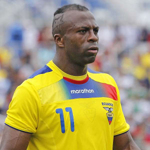 famous-soccer-players-from-ecuador-u3.jpg