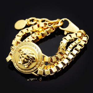 Versace #Versace #Bracelet #Jewelry #Fashion #Gold #SWAG