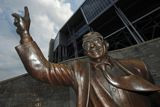 As Penn State mulls Paterno statue’s future, sculptor says wait on ...