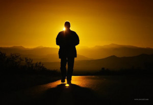 一个人孤独背影大图图片