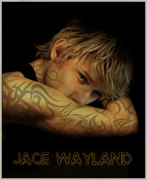 Alec Pettyfer le ofrecieron hacer el papel de Jace Wayland y el ...