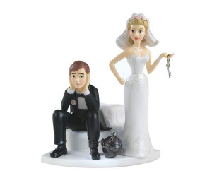 Funny-wedding-cake-toppers-ball-and-chain.jpeg