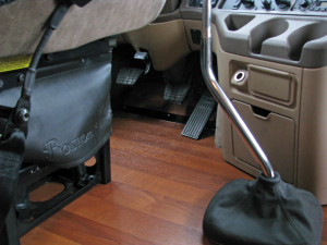 ... ago i fell off my flip flop and twisted my left foot i know it s like