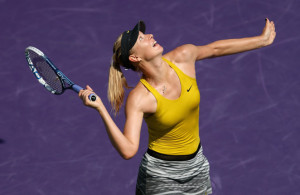 Hot photos of Maria Sharapova serving in 2015-slide4