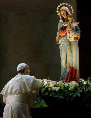 Pope Francis and Mary