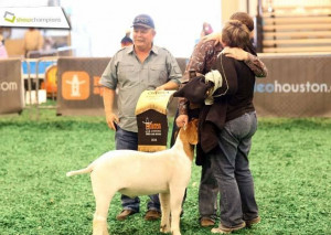 The support of this mom and dad allow this moment to be possible... # ...