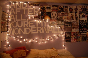... gonna be the one that saves me. And after all you're my wonderwall