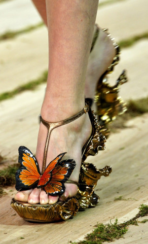 mcqueen-butterfly-shoes2