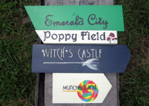 Decoration, The Wizard of Oz Decor, The Wizard Of Oz Signs, Halloween ...
