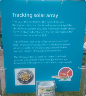 picture of the tracker from below, pointing at the sun