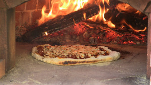 Dominick's Pizza Oven-img_0331-2.jpg