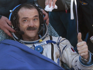 Canadian Space Agency astronaut Chris Hadfield — gave a mind-blowing ...