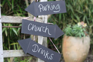 the-best-new-wedding-signs-and-sayings-for-2014-Blackboard-Arrow-Signs ...