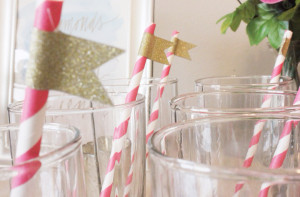 Sunday Brunch gold straw flags
