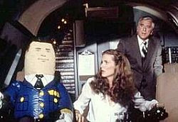 Julie Hagerty and Leslie Nielsen in the cockpit. The autopilot 