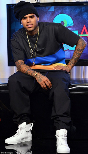 Chris Brown suggests shamed NFL player Ray Rice should learn to ...