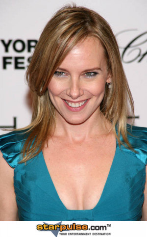 Amy Ryan Pictures & Photos